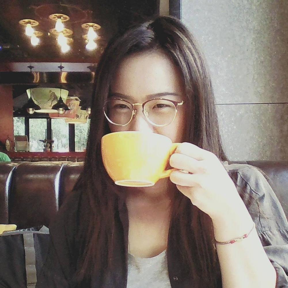 Meet your Posher, Iris